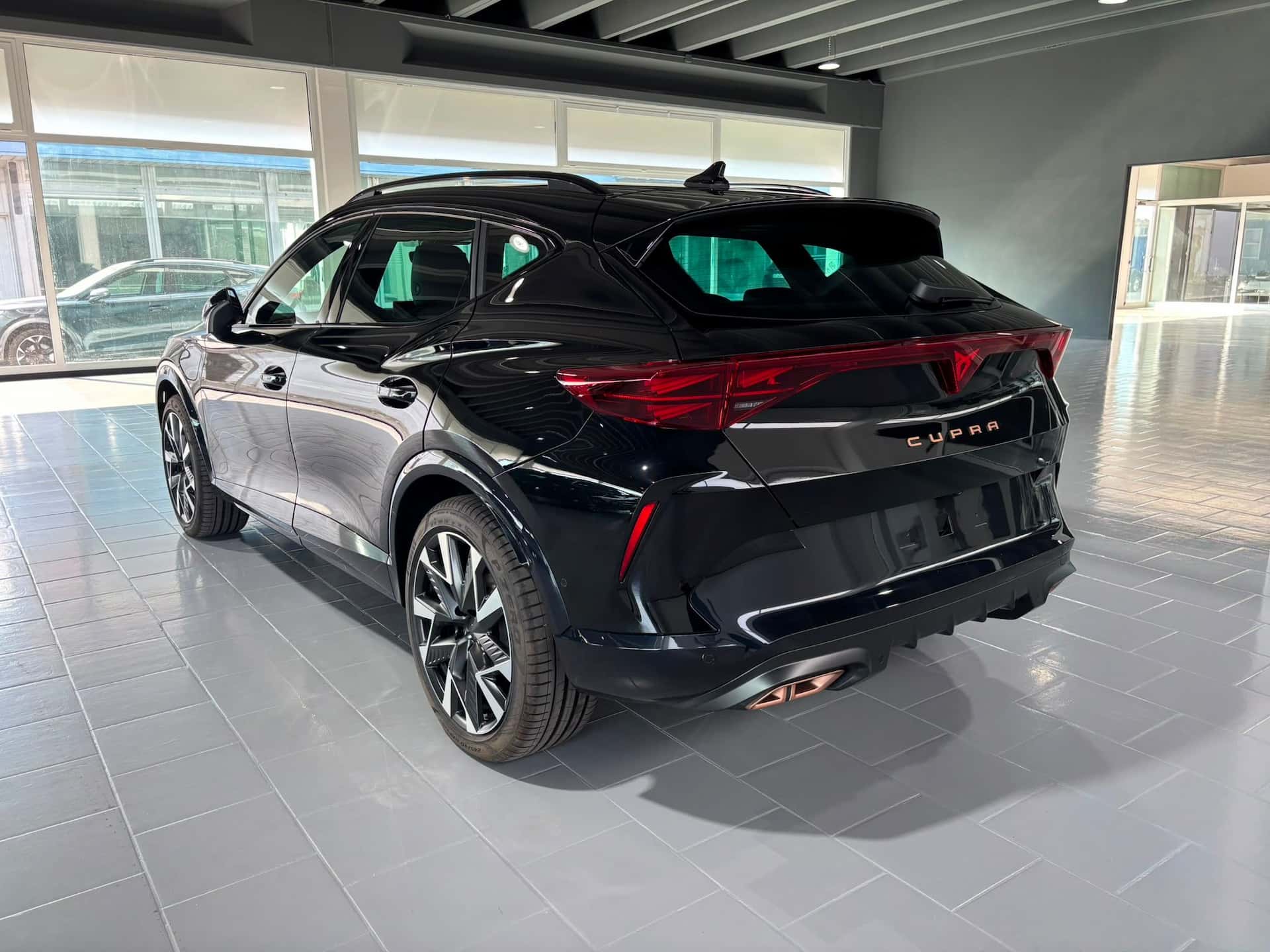 CUPRA Formentor 2024 1.5 e-hybrid 204cv dsg - Immagine 3