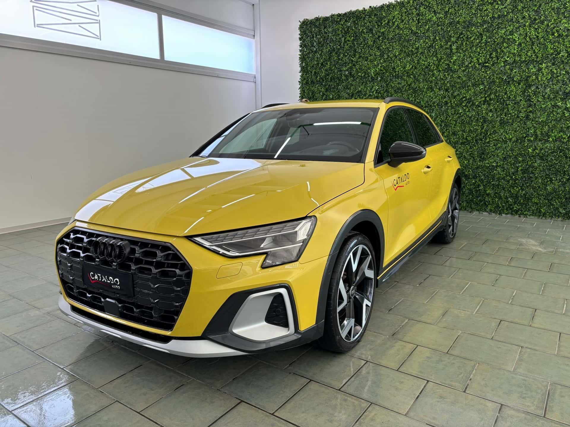 Audi A3 allstreet 35 TFSI MHEV S tronic Identity Contrast - Immagine 1