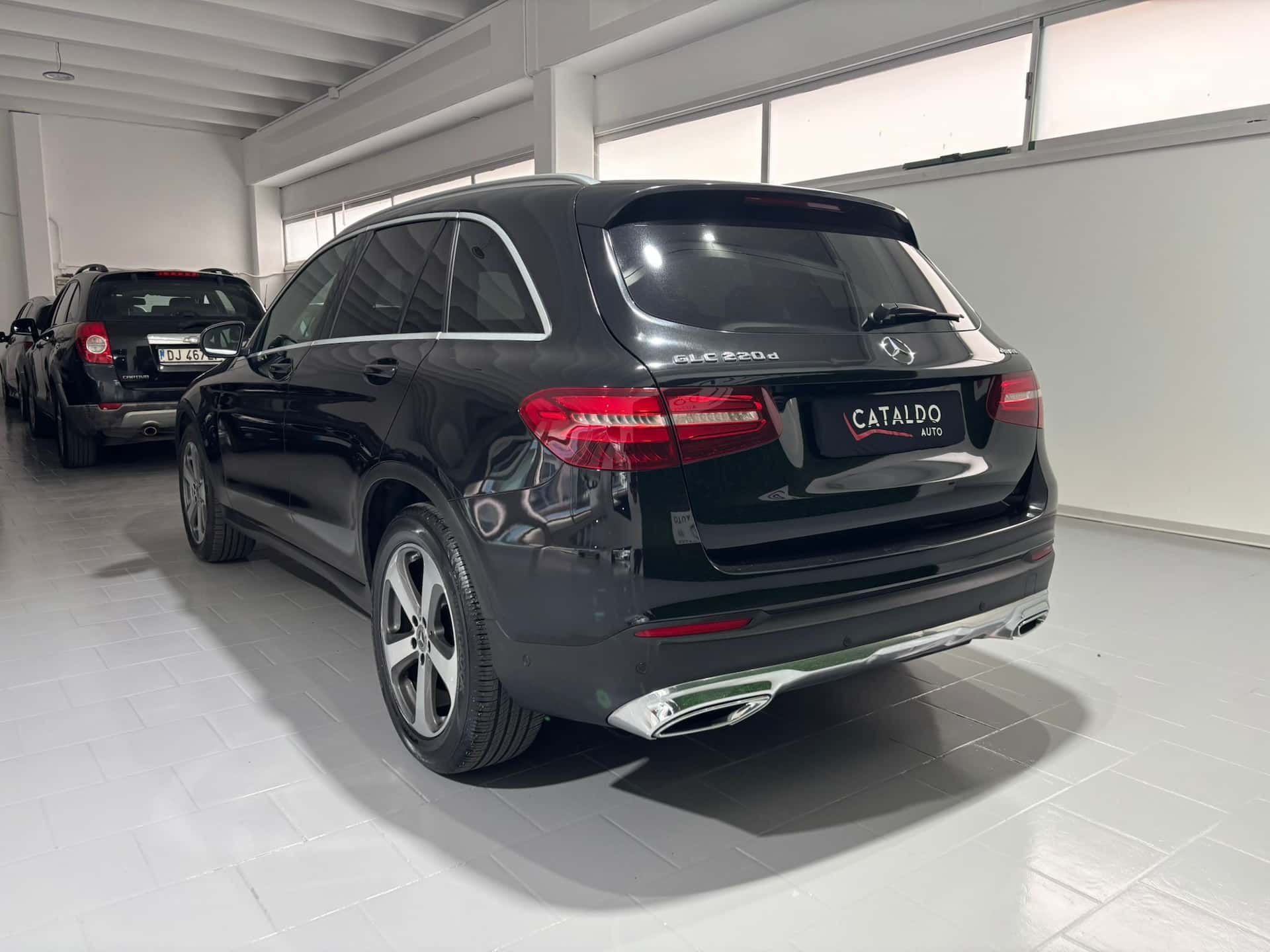 Mercedes-Benz GLC 220 d Sport 4matic auto - Immagine 3