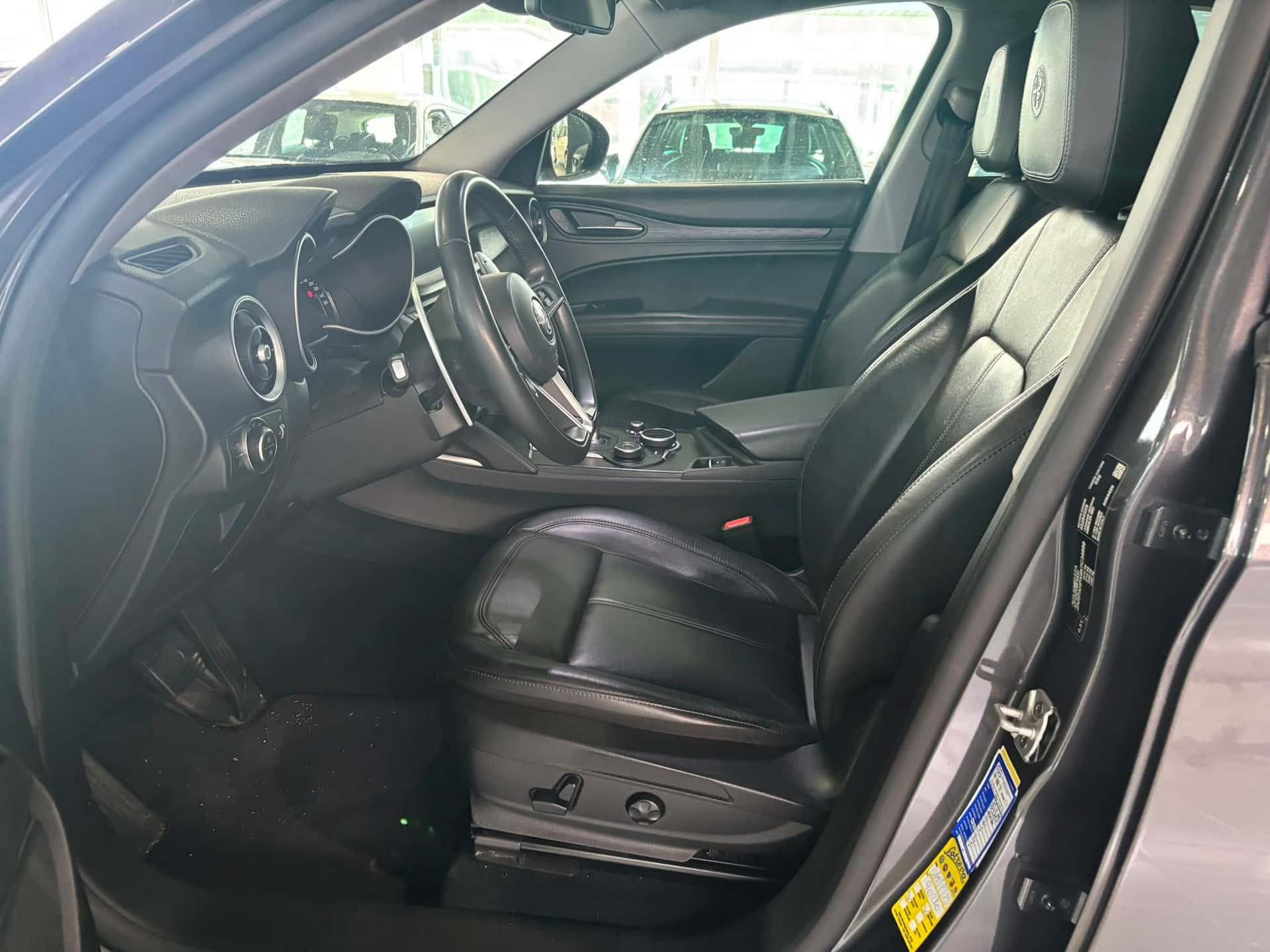 Alfa Romeo Stelvio 2.2 t Executive Q4 210cv auto my19 - Immagine 10