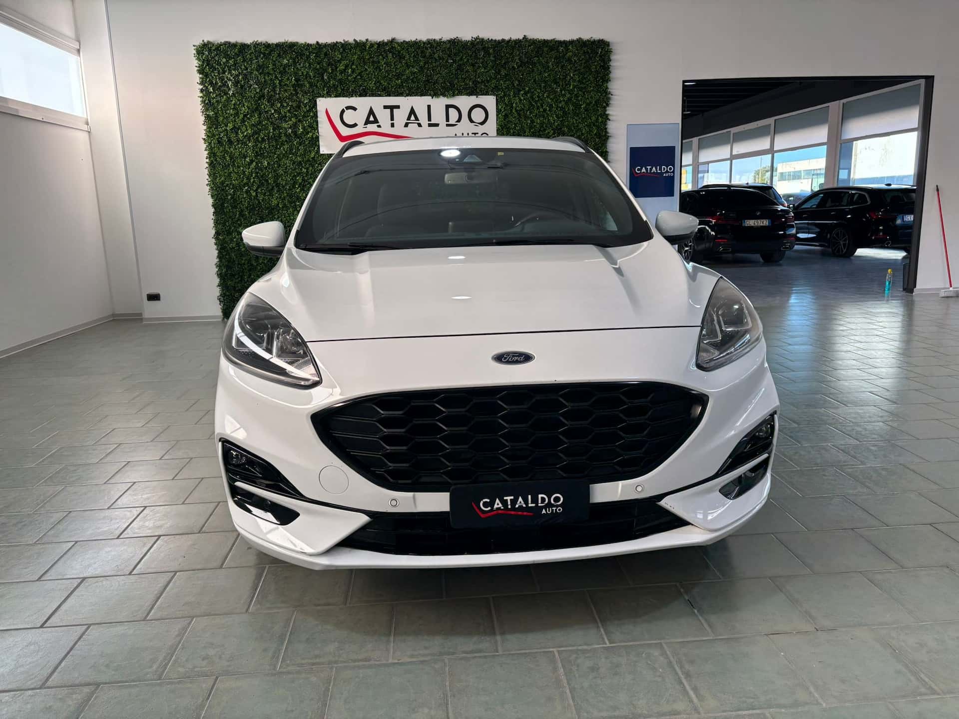 Ford Kuga III 2020 1.5 ecoblue ST-Line 2wd 120cv - Immagine 8
