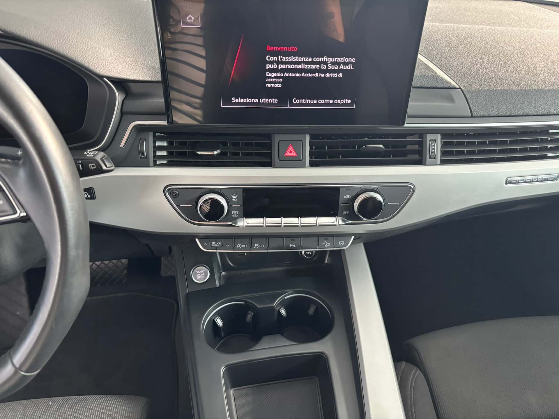Audi A4 2019 Allroad Quattro 40 2.0 tdi Identity Contrast quattro 190cv s tronic - Immagine 14