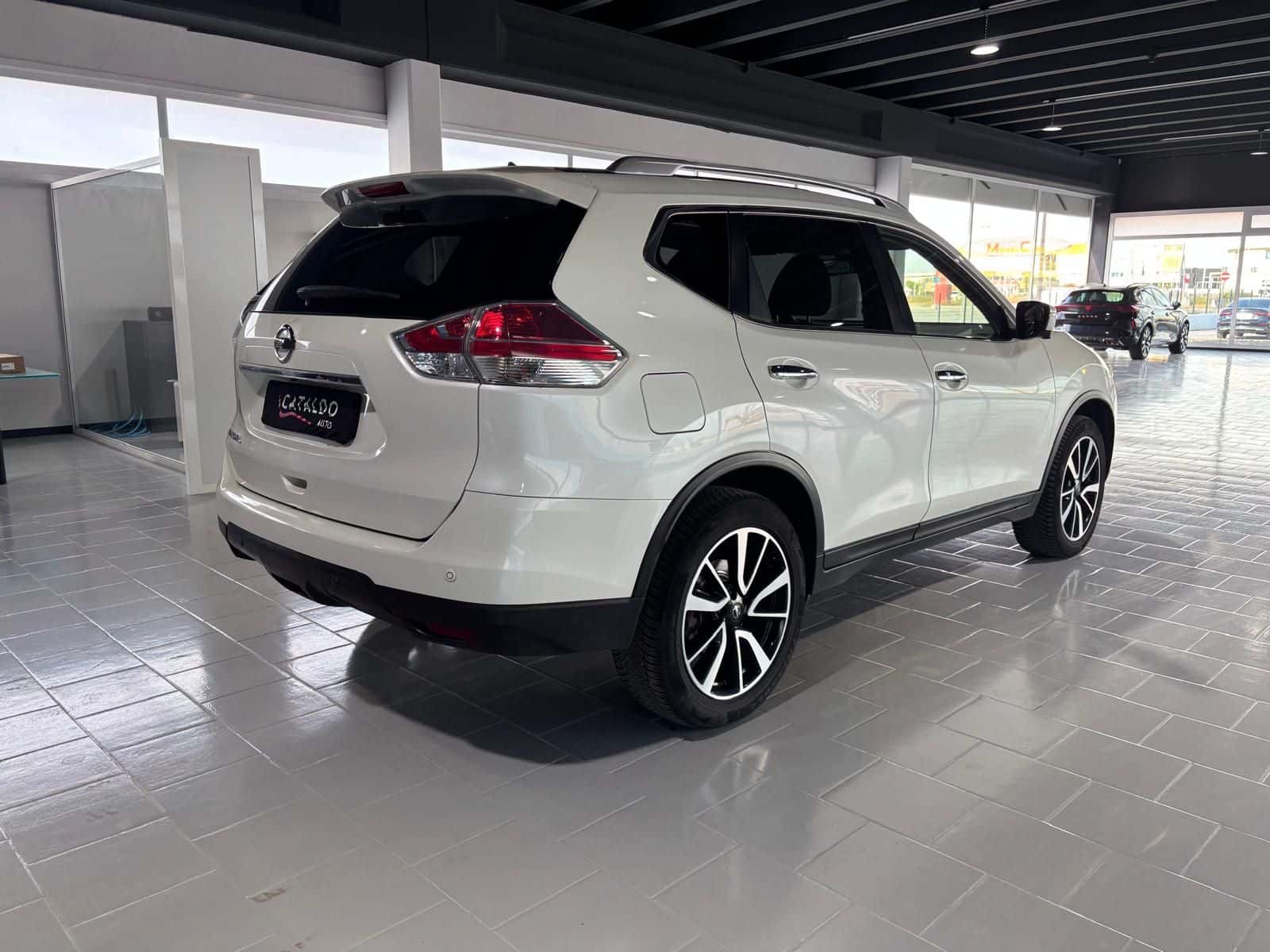 Nissan X-Trail III 2014 1.6 dci N-Vision 2wd - Immagine 5