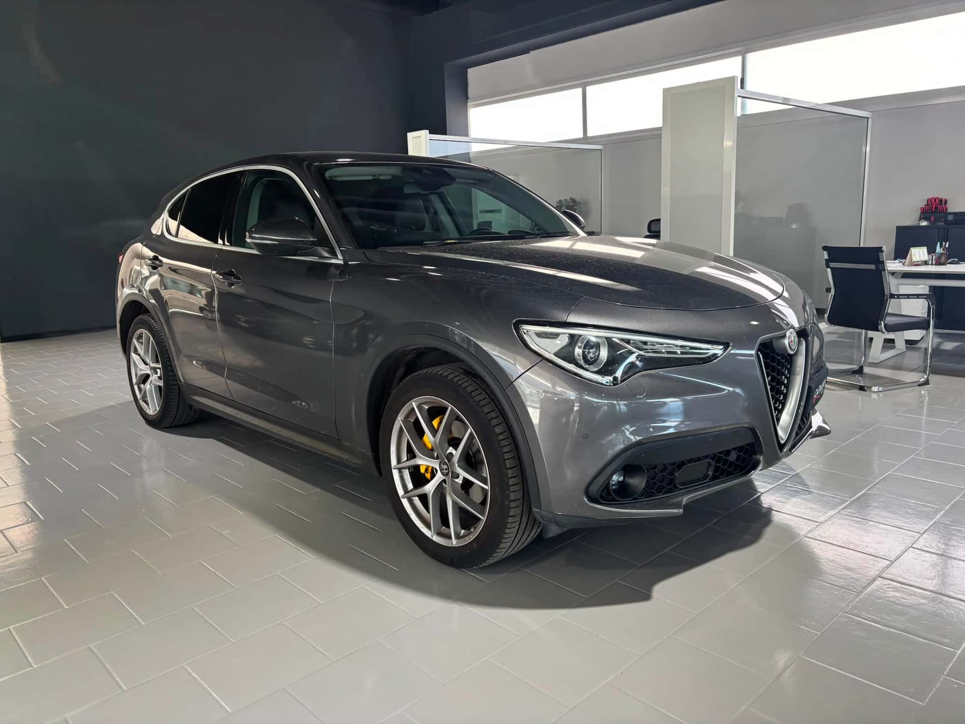 Alfa Romeo Stelvio 2.2 t Executive Q4 210cv auto my19 - Immagine 7