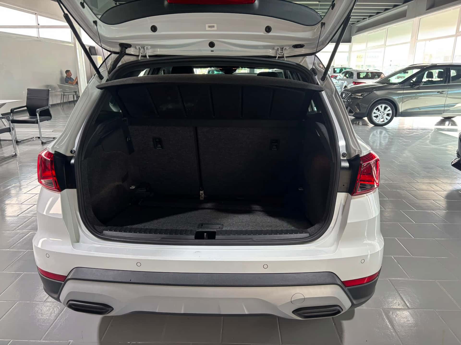 SEAT Arona 2022 1.0 ecotsi Xperience 95cv - Immagine 19
