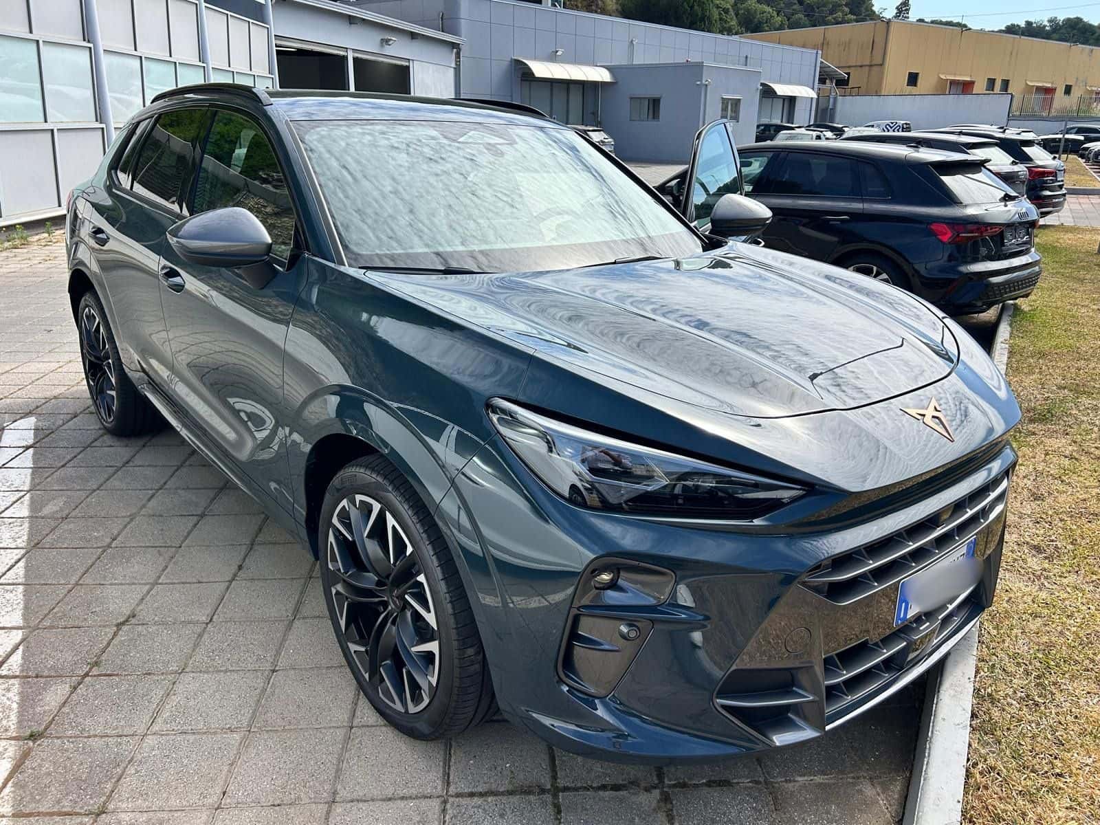 CUPRA Terramar 1.5 e-hybrid 150cv dsg IMPULSE - Immagine 4