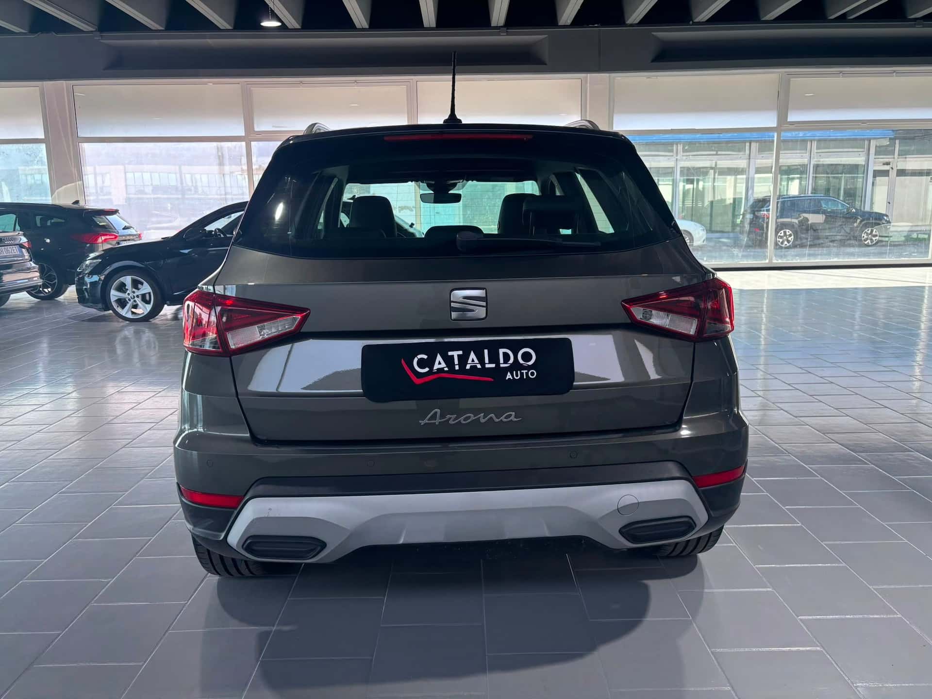 SEAT Arona 2022 1.0 ecotsi Xperience 110cv dsg - Immagine 4