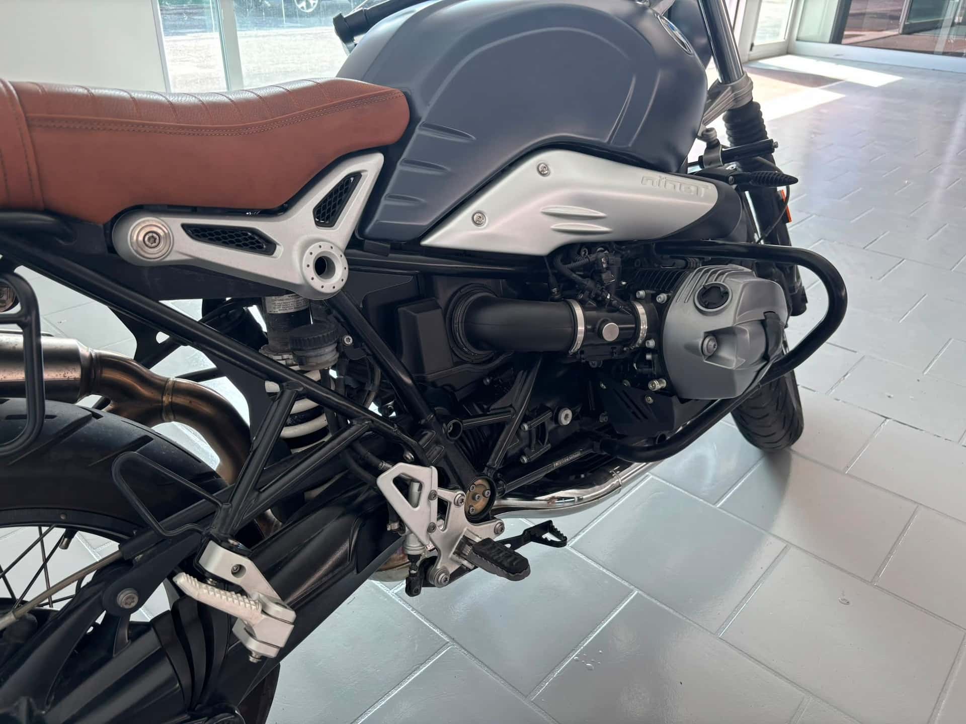 BMW R nineT Scrambler - Immagine 10