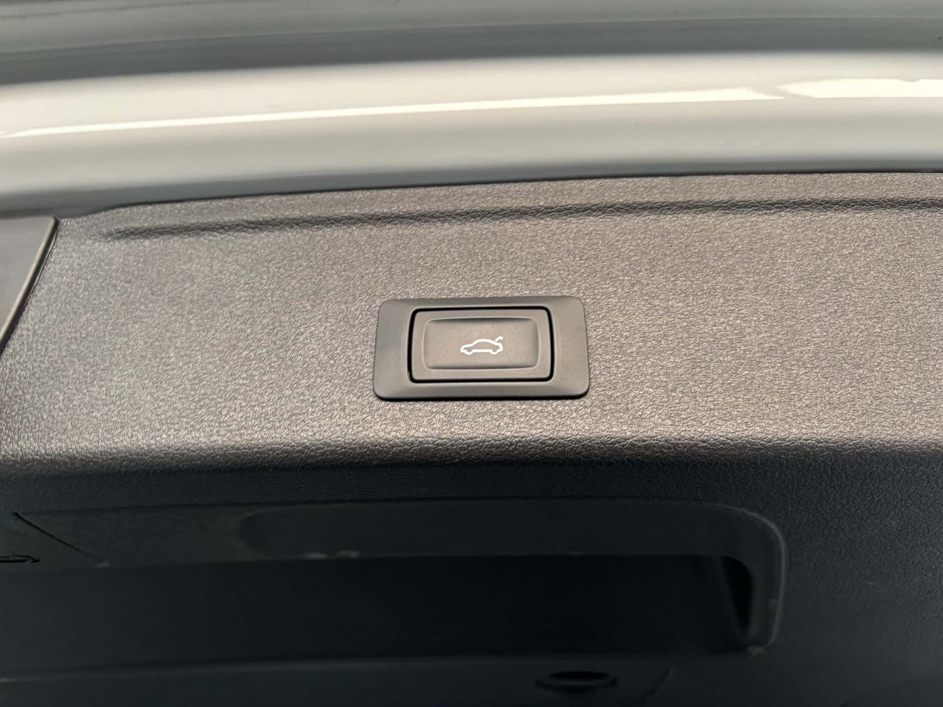 Audi A4 V 2019 Avant 40 2.0 tdi mhev S line edition quattro 204cv s-tronic - Immagine 21