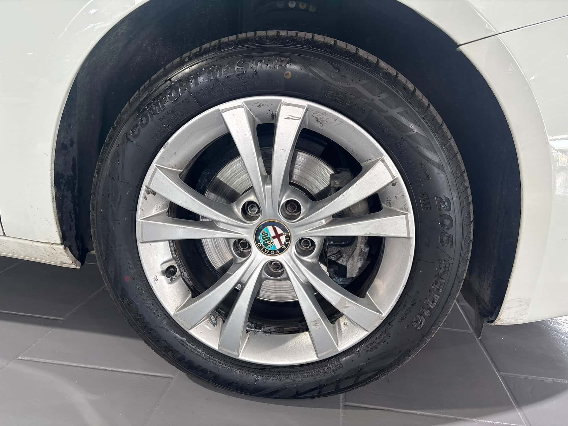 Alfa Romeo Giulietta III 2010 1.6 jtdm(2) Progression c/CL - Immagine 21
