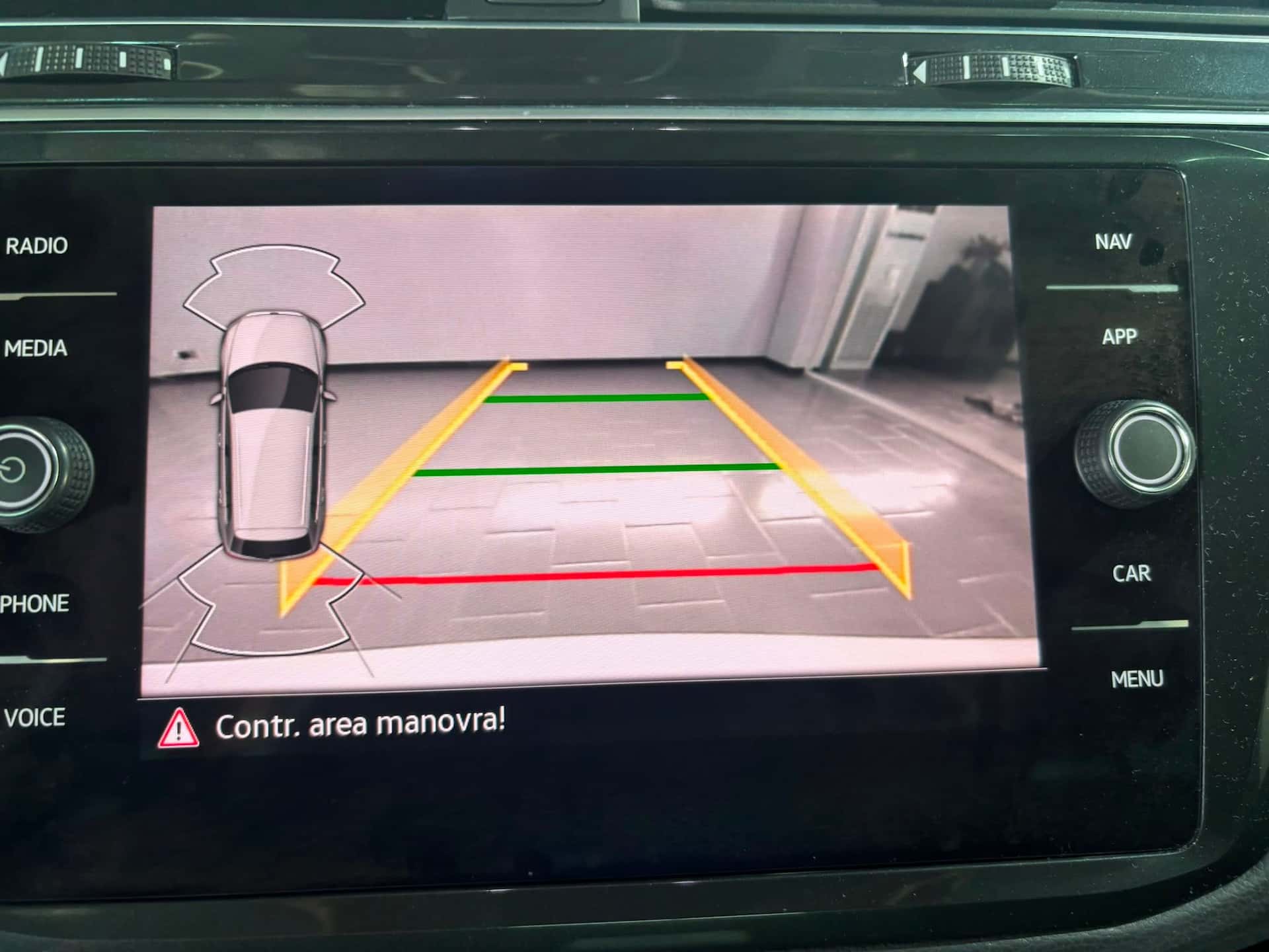 Volkswagen Tiguan II 2021 2.0 tdi Elegance 150cv dsg - Immagine 15