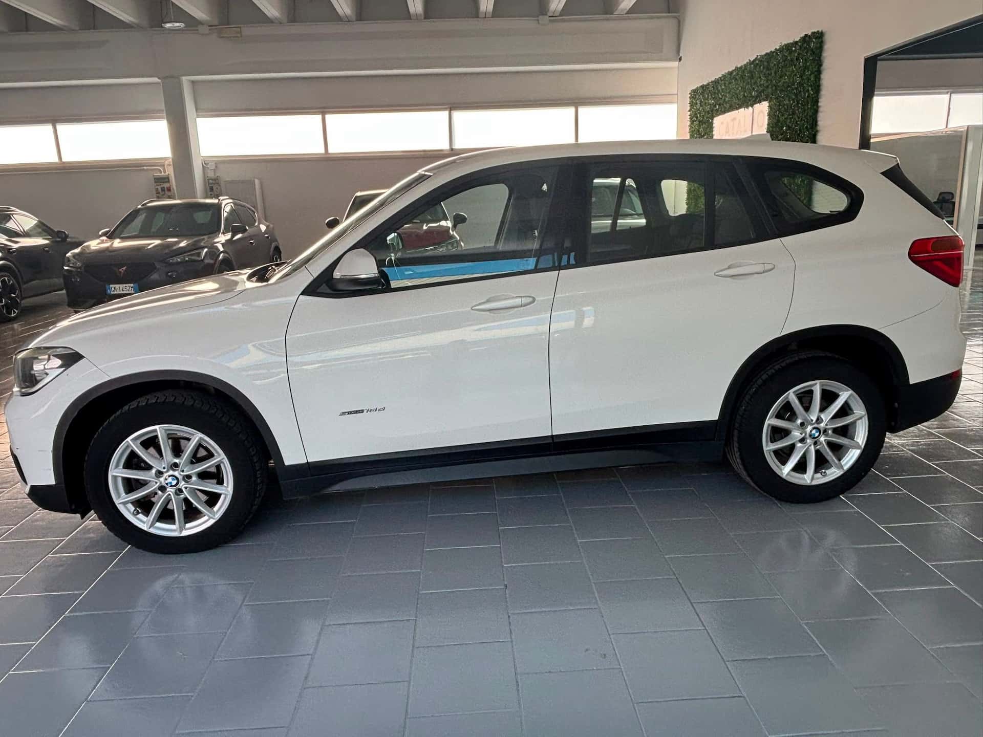 Bmw X1 sDrive18d - Immagine 2