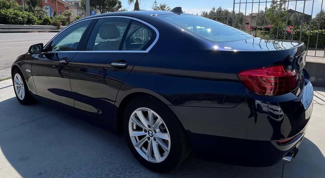 BMW 520d Serie 5 F10 Berlina Business 190cv auto - Immagine 2
