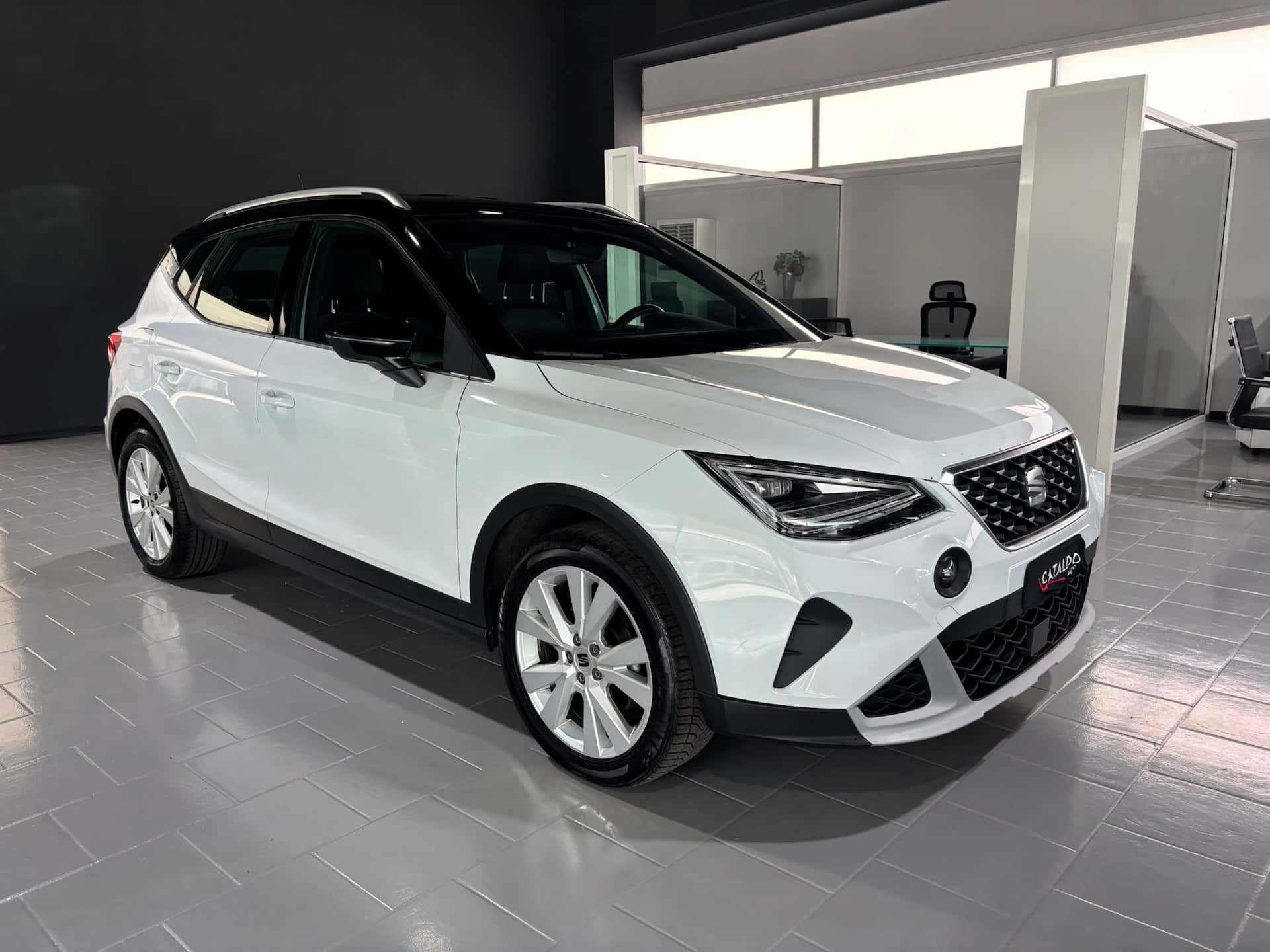 SEAT Arona 2022 1.0 ecotsi Xperience 95cv - Immagine 7