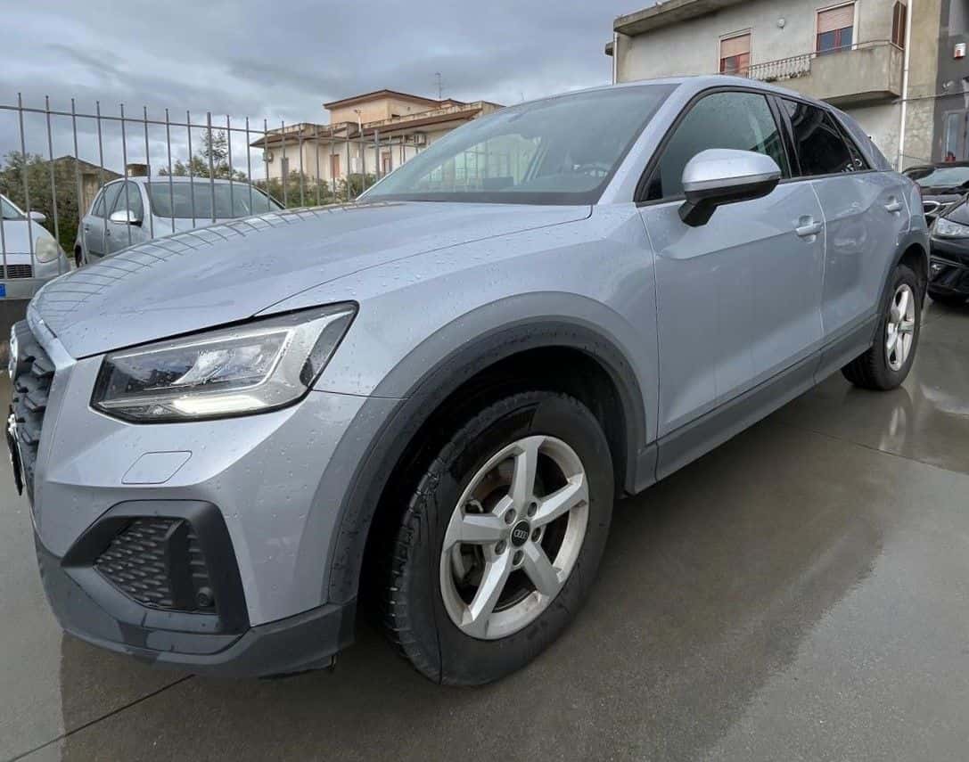 Audi Q2 I 2021 30 2.0 tdi Business - Immagine 1