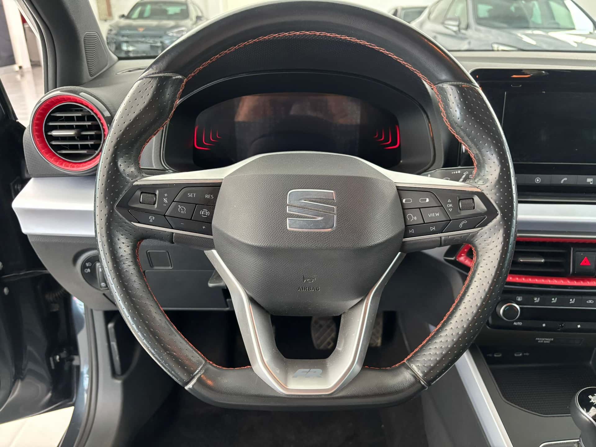 SEAT Arona 2022 1.0 ecotsi FR 110cv - Immagine 12