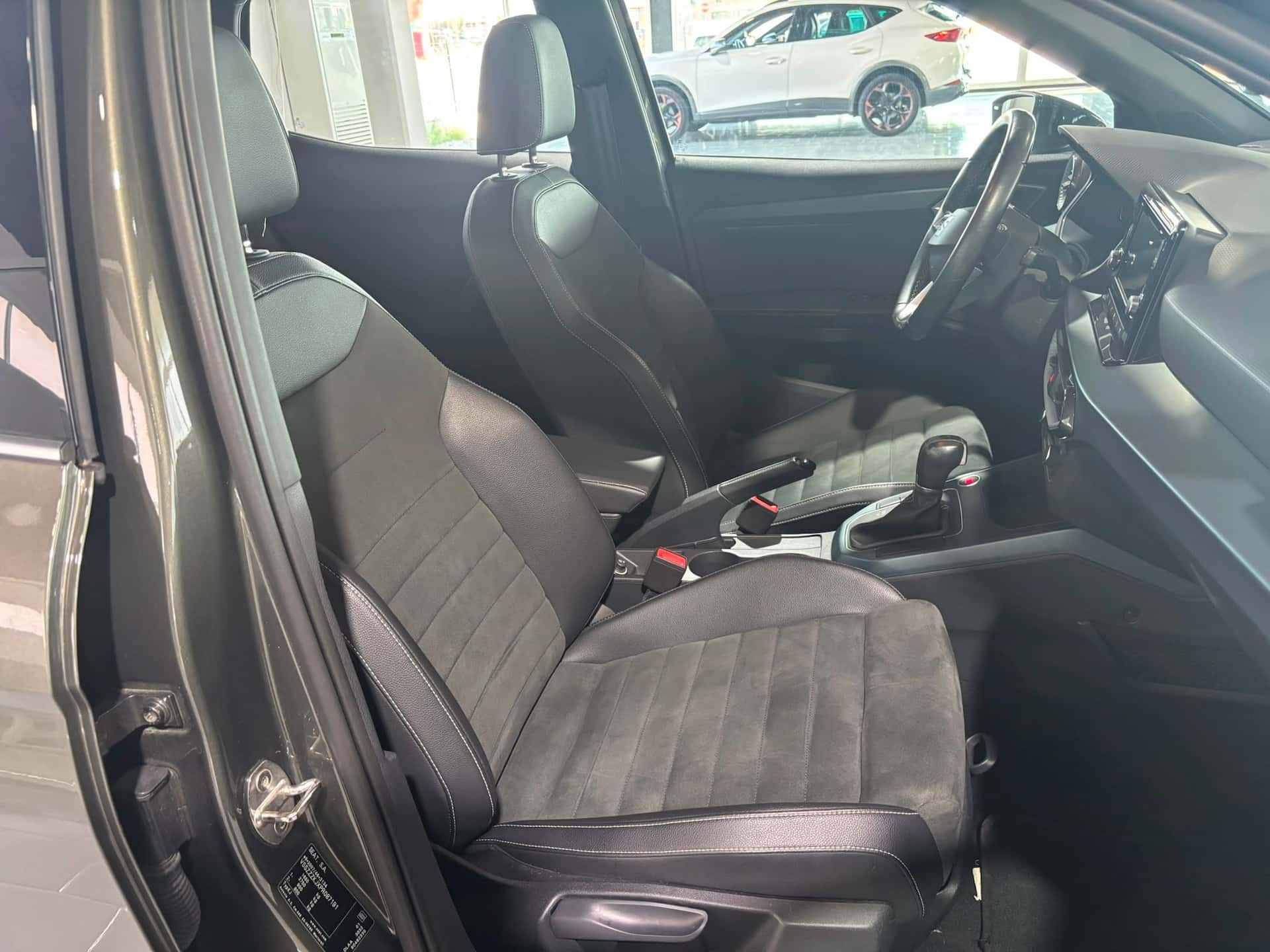 SEAT Arona 2022 1.0 ecotsi Xperience 110cv dsg - Immagine 16