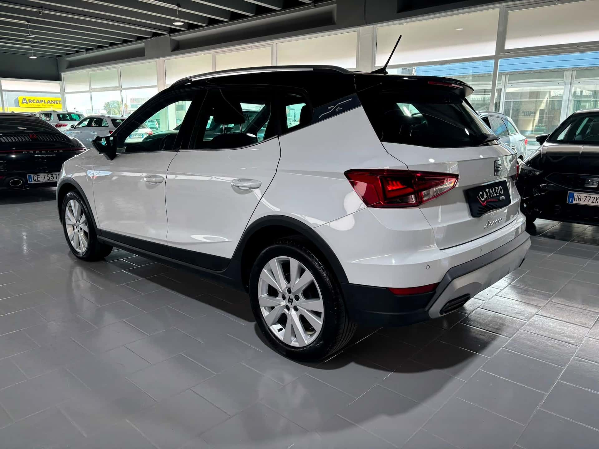 SEAT Arona 2022 1.0 ecotsi Xperience 95cv - Immagine 3