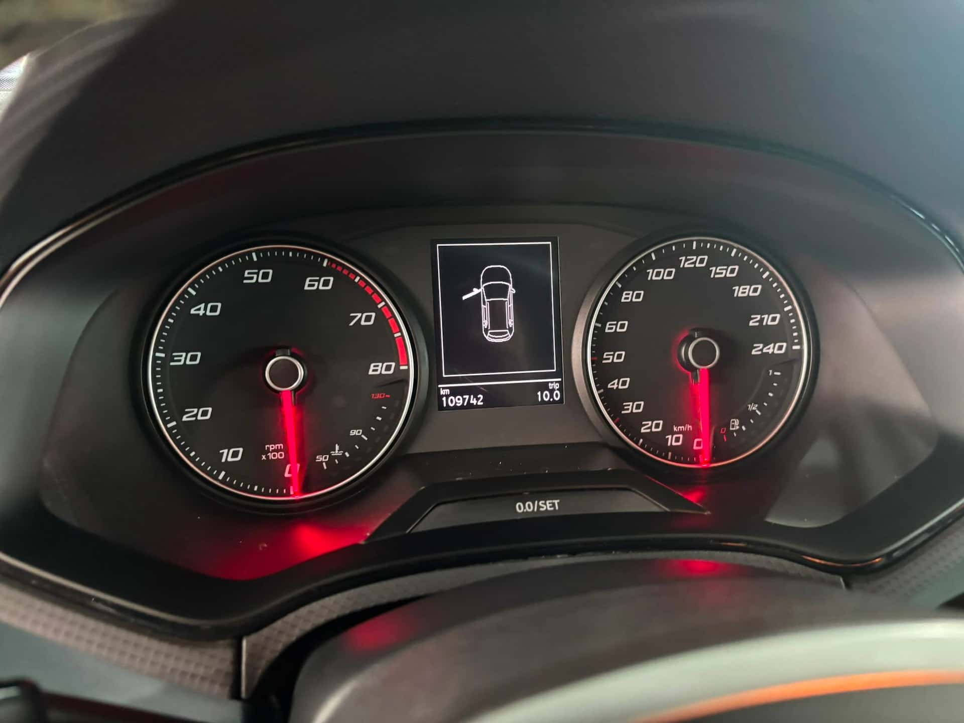 SEAT Arona 2022 1.0 ecotsi Xperience 95cv - Immagine 13