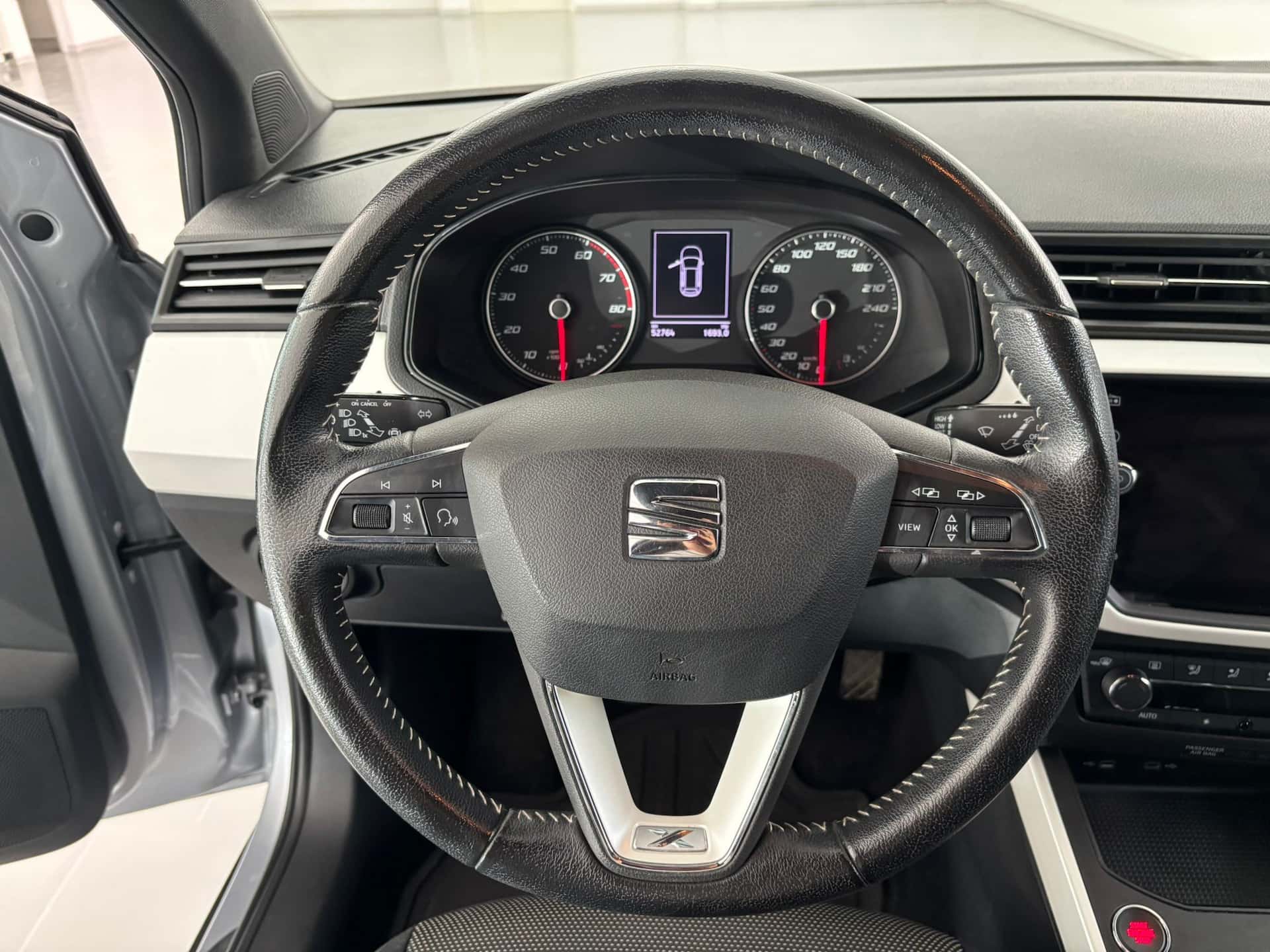 SEAT Arona 2017 1.0 ecotsi Xcellence 95cv my18 - Immagine 12