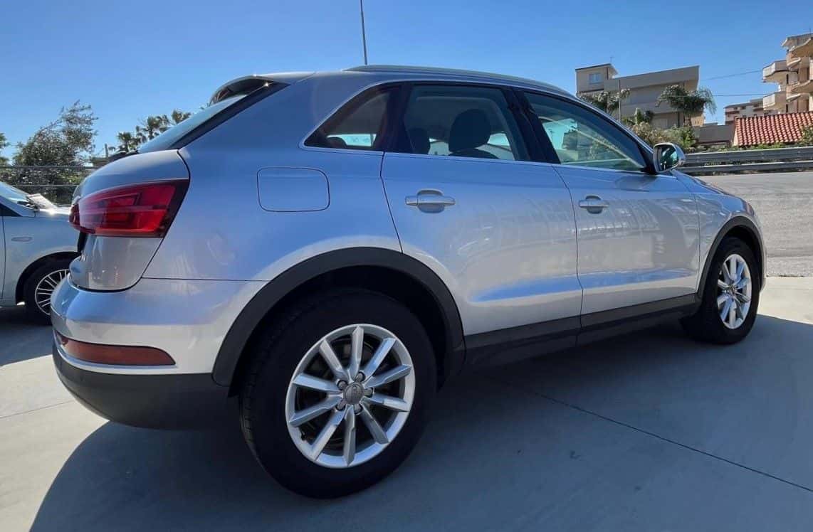 Audi Q3 2015 2.0 tdi Business 120cv - Immagine 4