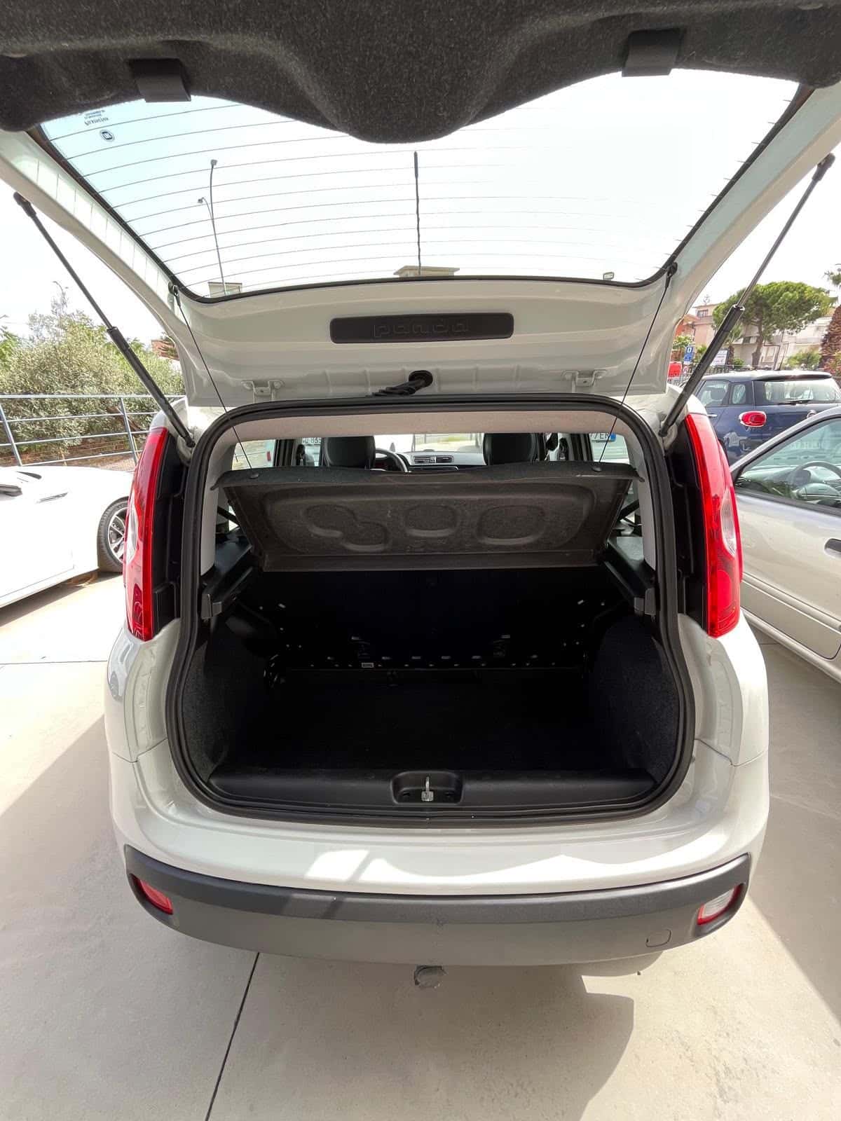 Fiat Panda III 2016 1.2 Lounge 69cv - Immagine 14