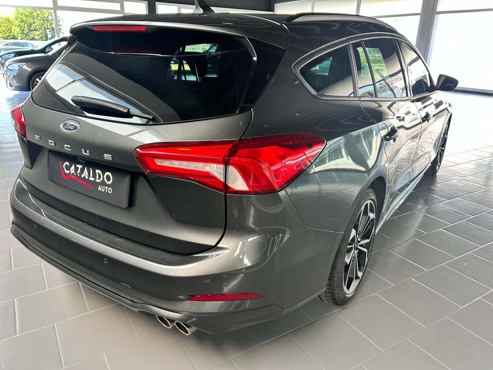 Ford Focus V 2018 SW 1.5 ecoblue ST-Line  - Immagine 4