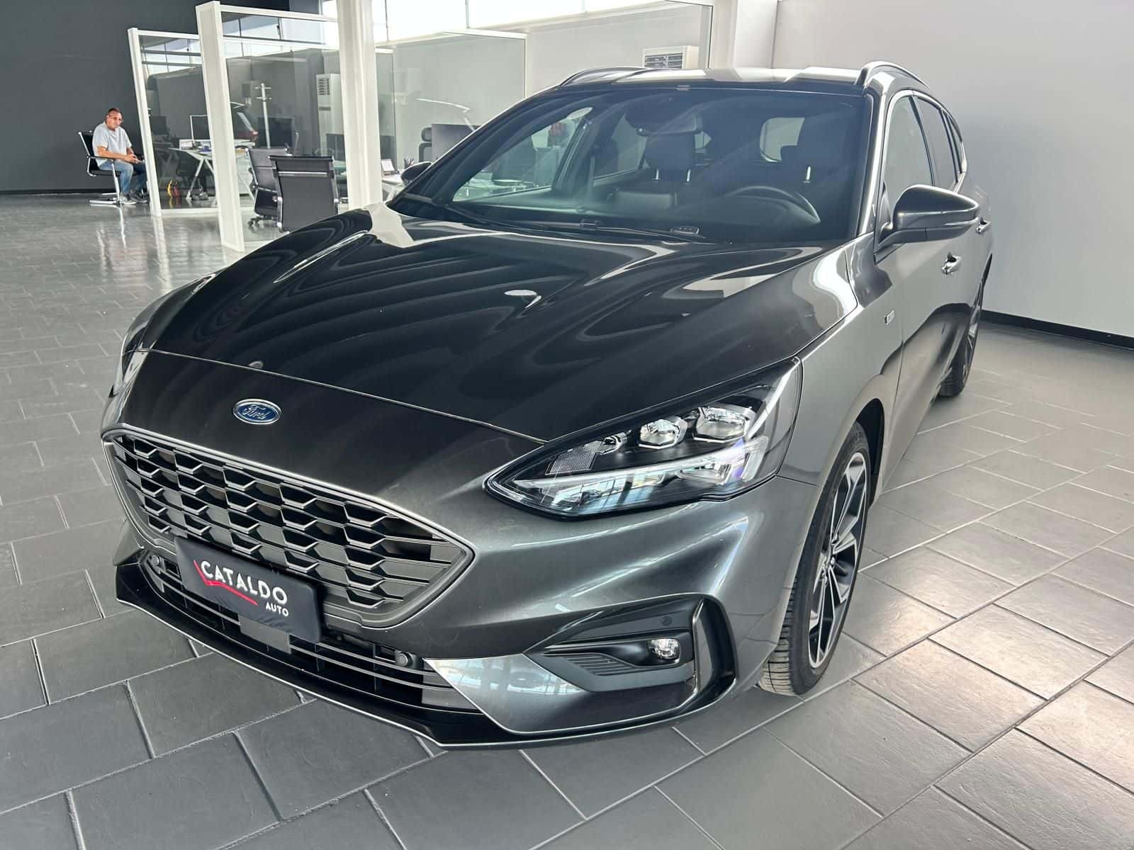Ford Focus V 2018 SW 1.5 ecoblue ST-Line  - Immagine 1