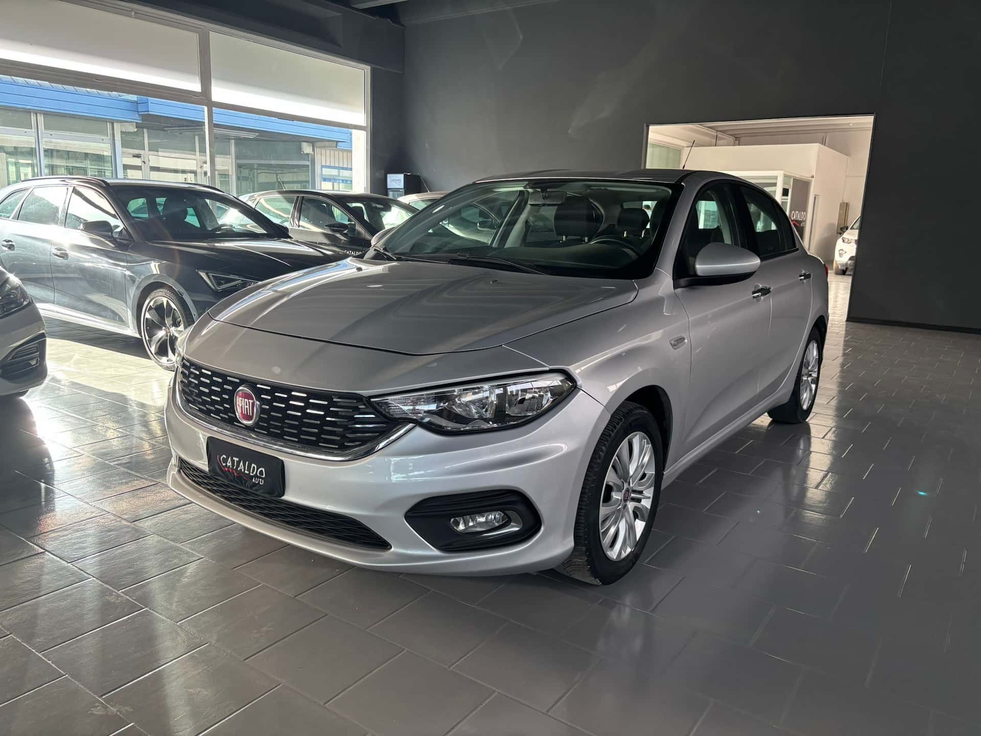 Fiat Tipo 4 porte II 2016 1.4 Opening Edition 95cv - Immagine 1