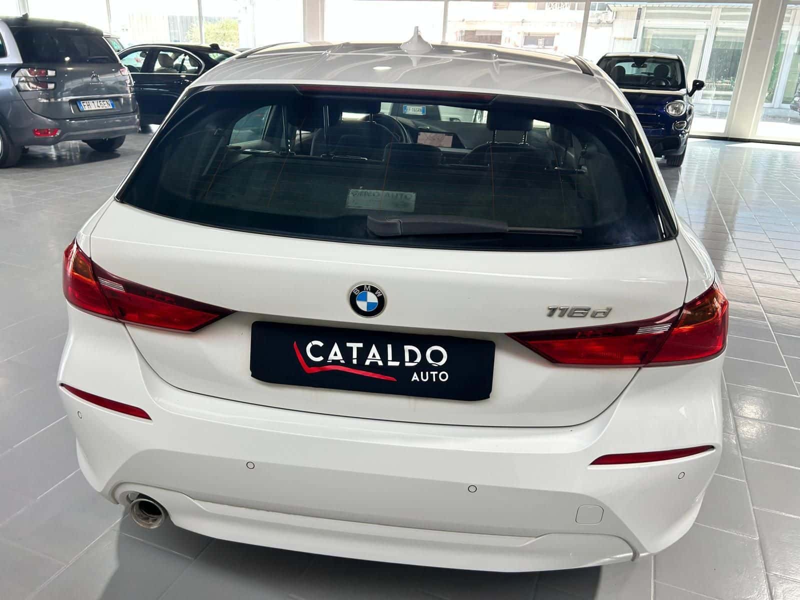 BMW 116 Serie 1 F40 116d Business Advantage semiautomatico - Immagine 3