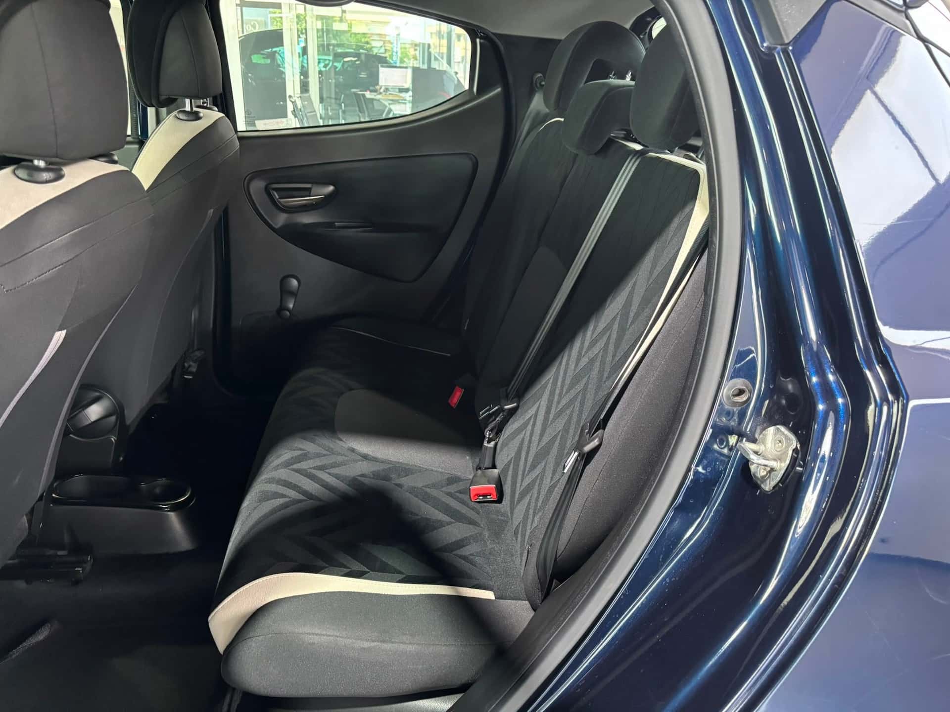 Lancia Ypsilon III 2015 1.2 Silver ecochic Gpl 69cv - Immagine 17