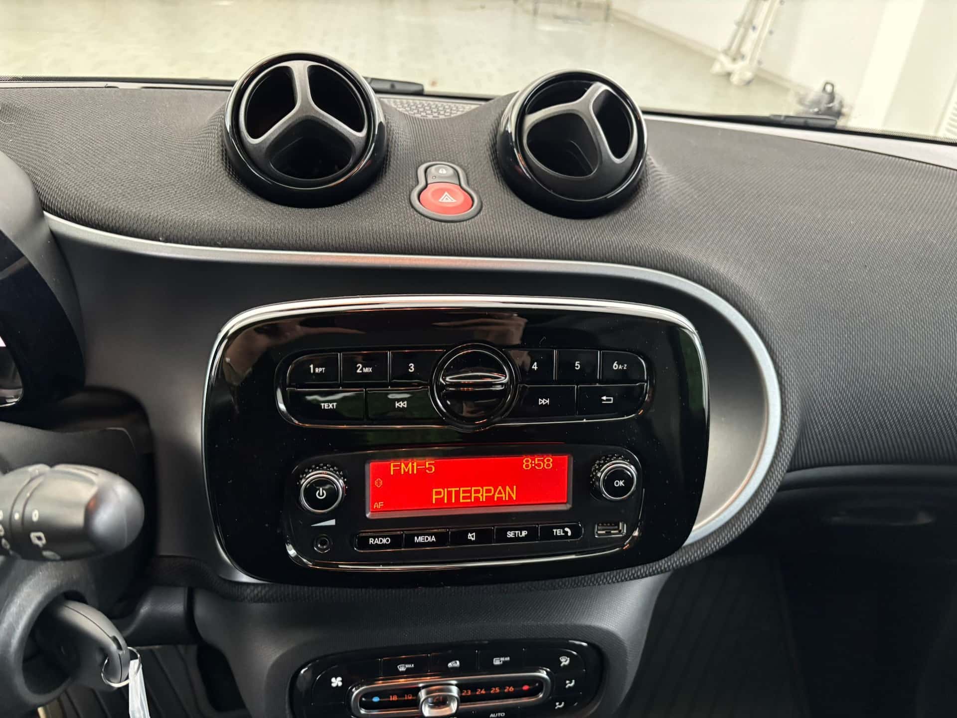 smart Fortwo III 2015 0.9 t Passion 90cv twinamic - Immagine 15