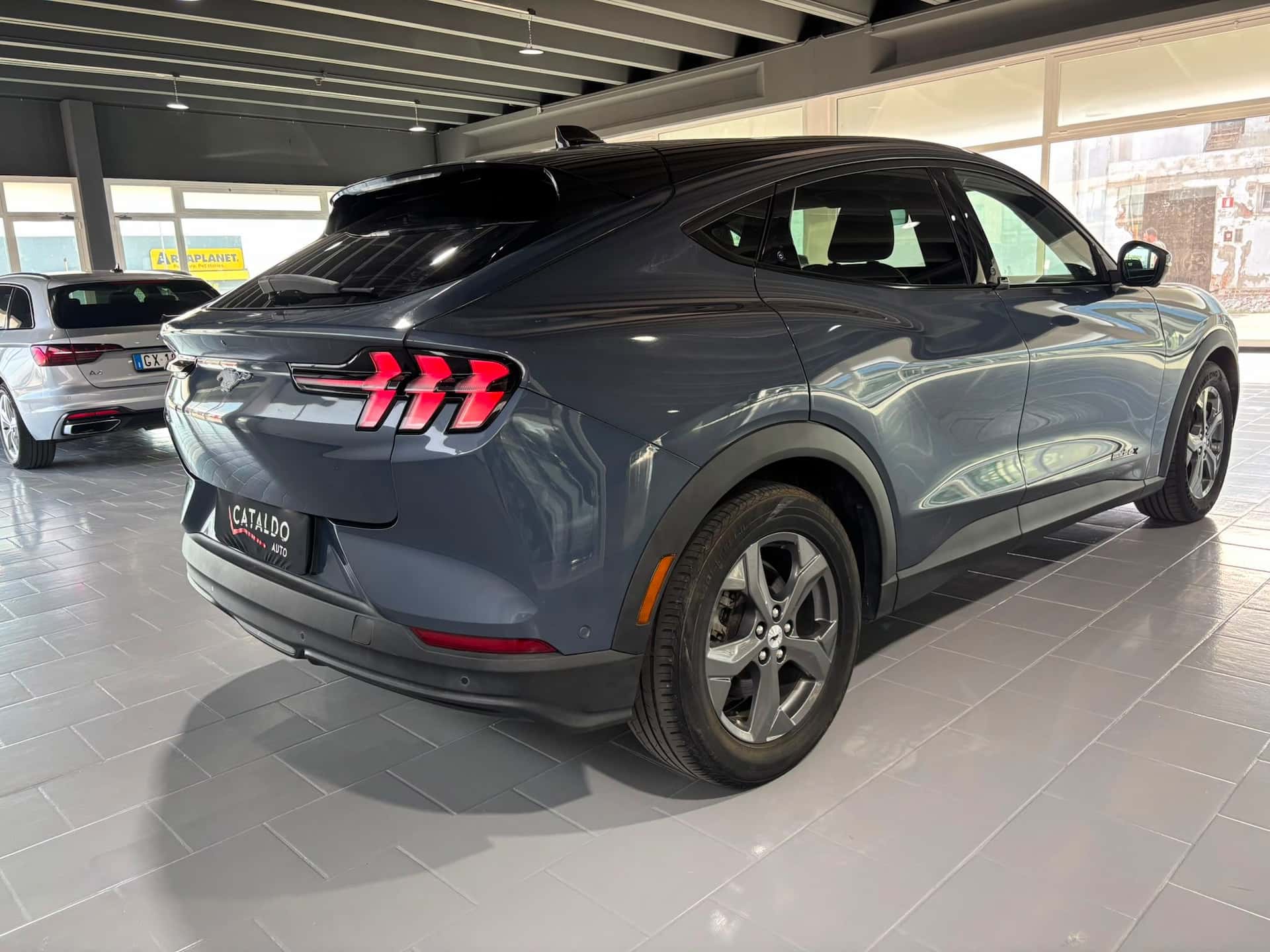Ford Mustang Mach-e extended range rwd 294cv auto - Immagine 5