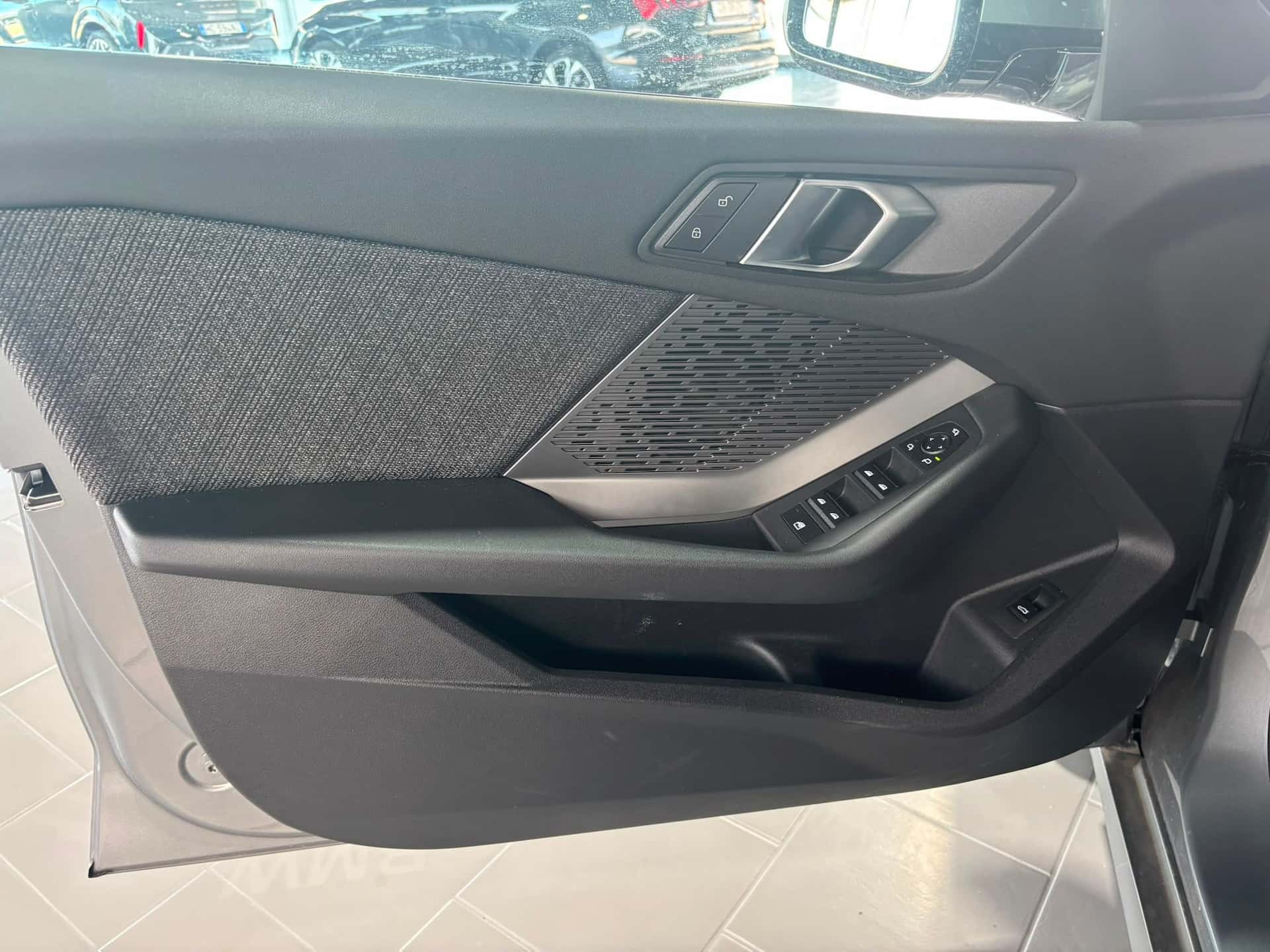 BMW 118 Serie 1 F70 118d MSport Design auto - Immagine 9