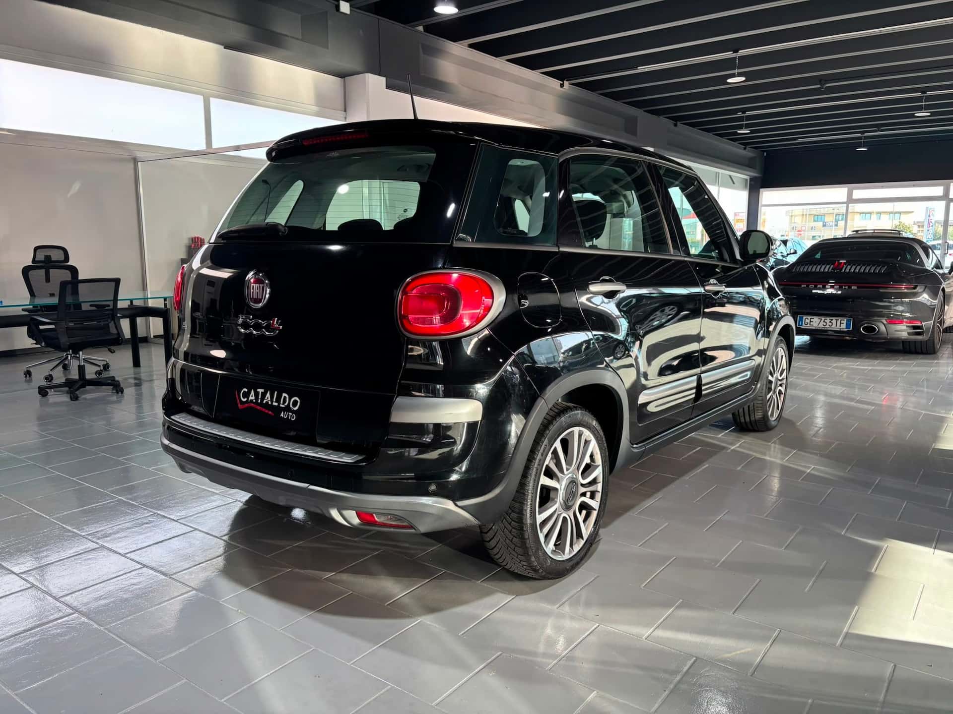 Fiat 500L 2017 Cross 1.3 mjt 95cv - Immagine 5