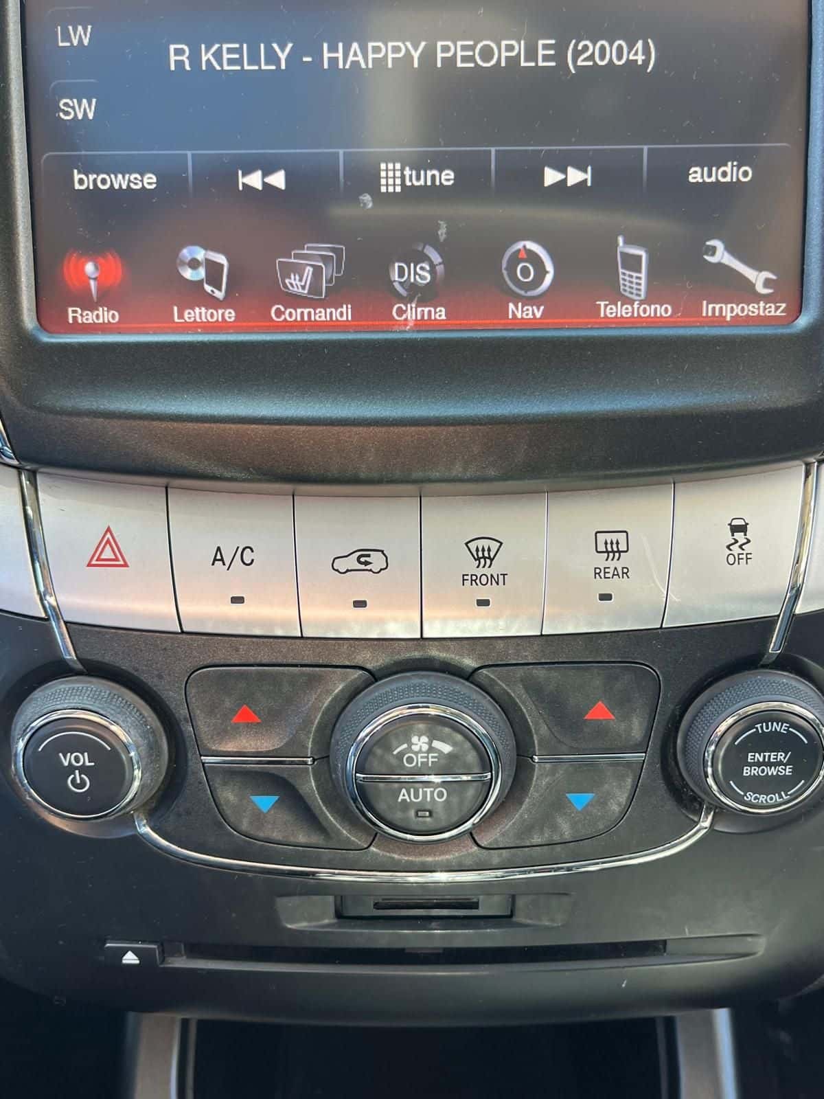 Fiat Freemont 2.0 mjt 16v Lounge 170cv - Immagine 12