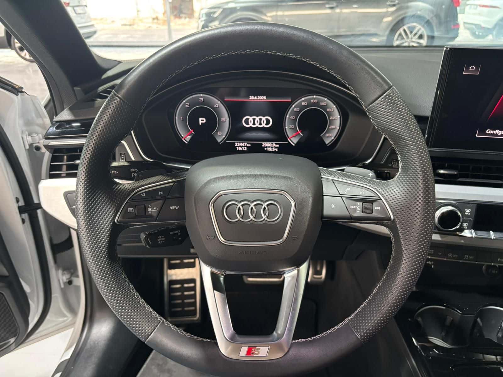 Audi A4 V 2019 Avant 40 2.0 tdi mhev S line edition quattro 204cv s-tronic - Immagine 12