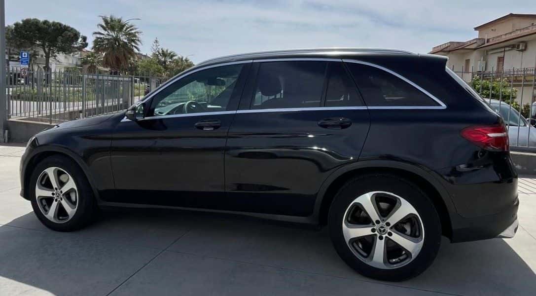 Mercedes-Benz GLC 220 d Sport 4matic auto - Immagine 2