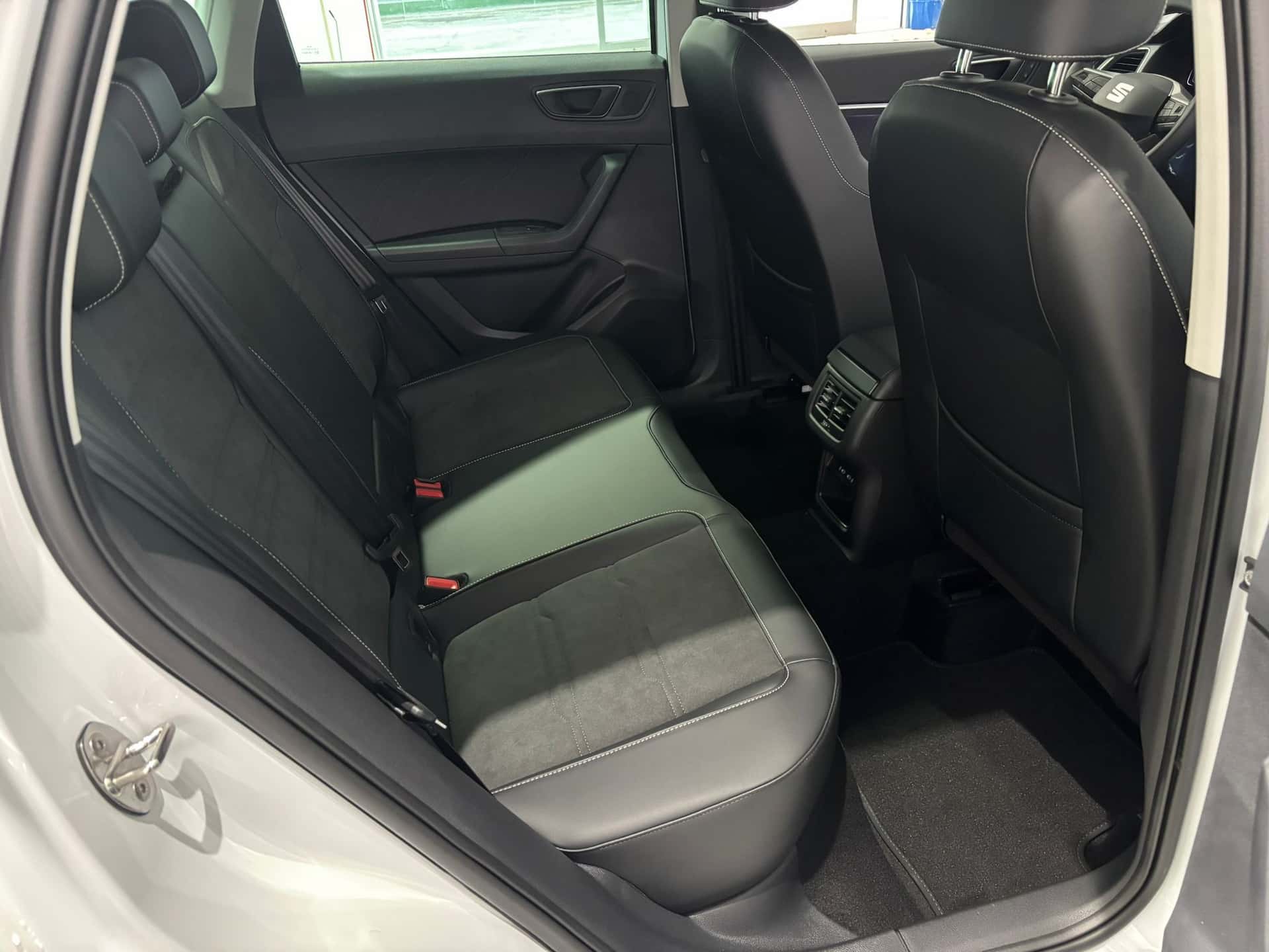 SEAT Ateca 2020 1.5 ecotsi Black Edition 150cv dsg - Immagine 20