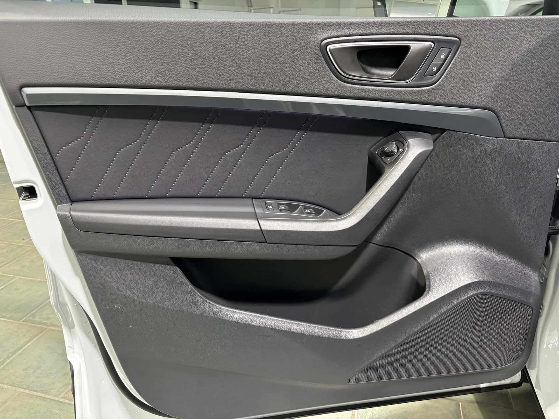 SEAT Ateca 2020 1.5 ecotsi Black Edition 150cv dsg - Immagine 9