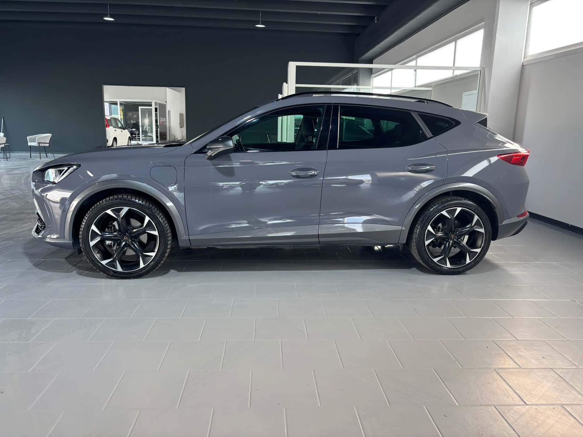 CUPRA Formentor 2020 1.4 e-hybrid 204cv dsg - Immagine 2