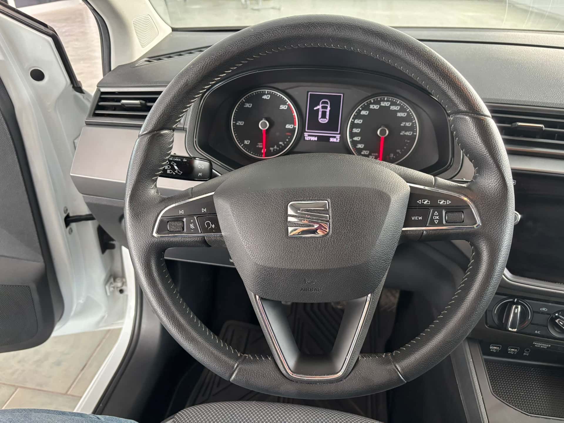 SEAT Ibiza V 2017 1.6 tdi Business 95cv - Immagine 13