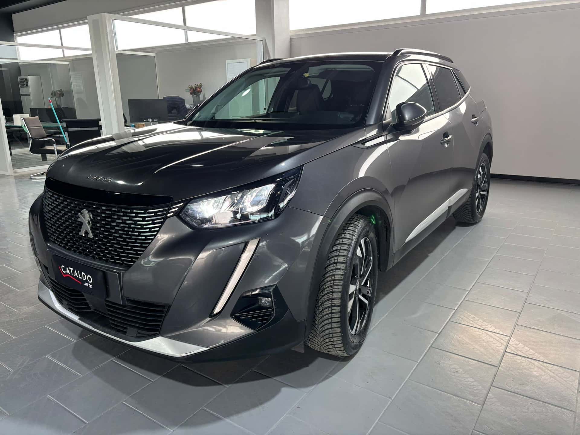 Peugeot 2008 II 2020 1.2 puretech Allure Pack  - Immagine 1