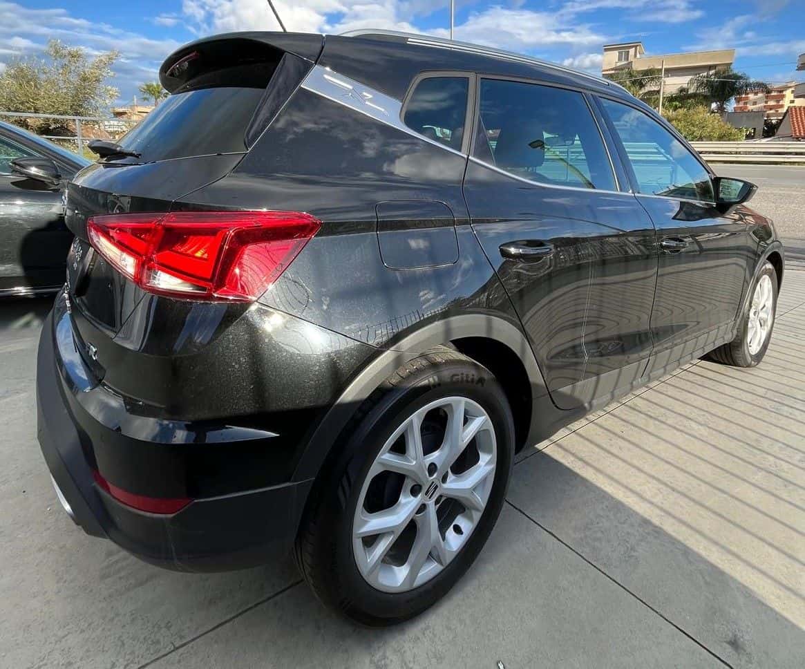 SEAT Arona 2022 1.0 ecotsi FR 95cv - Immagine 4