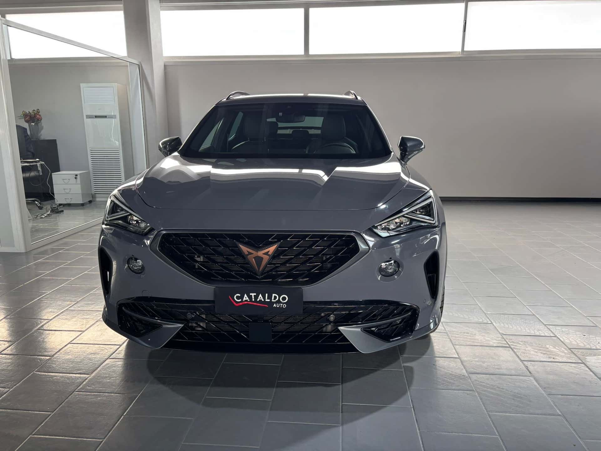 CUPRA Formentor 2020 1.4 e-hybrid 204cv dsg - Immagine 8