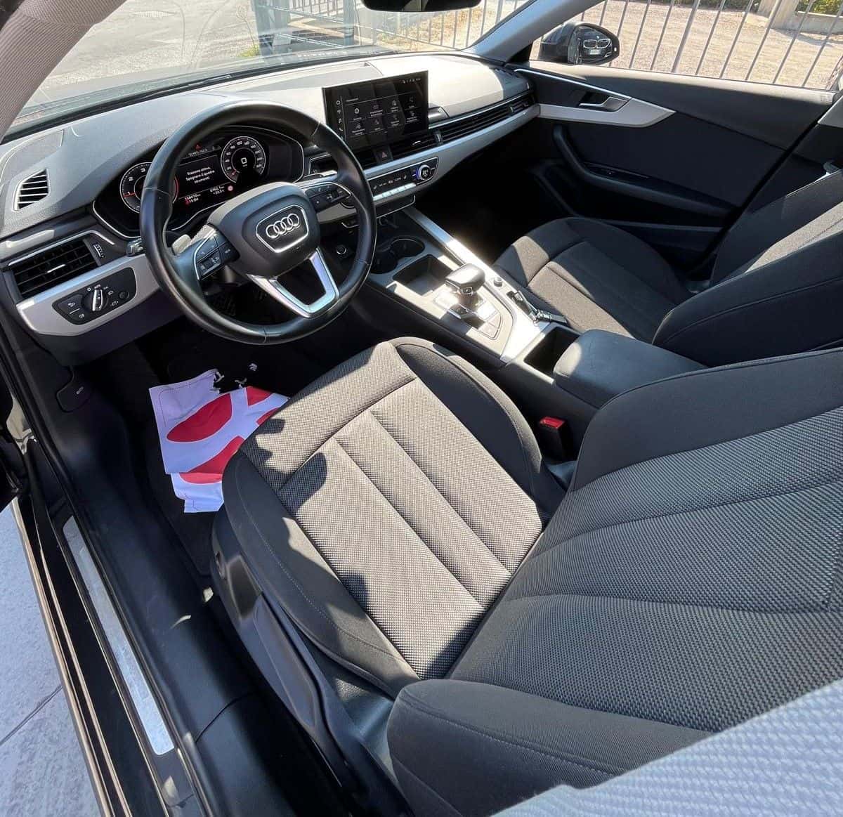 Audi A4 V 2019 Berlina 35 2.0 tdi mhev Business 163cv s-tronic - Immagine 8