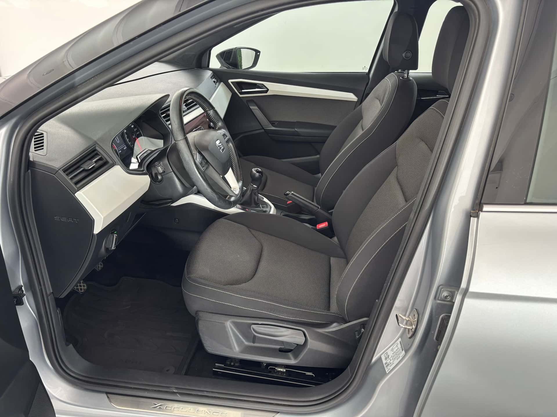 SEAT Arona 2017 1.0 ecotsi Xcellence 95cv my18 - Immagine 10