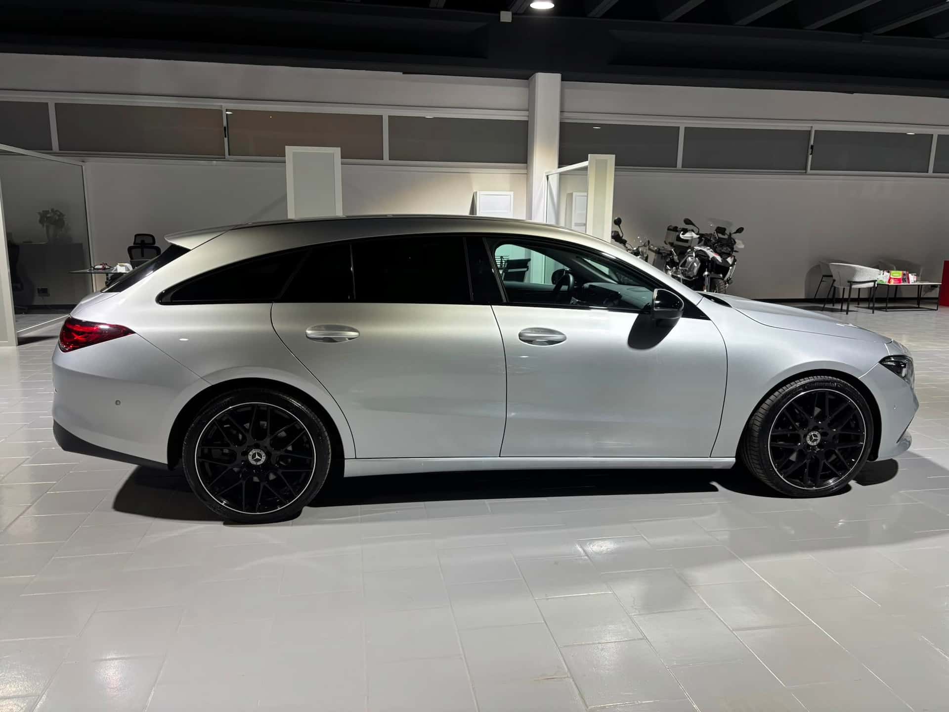 Mercedes-Benz CLA 200 Shooting Brake 200 d Business auto - Immagine 6