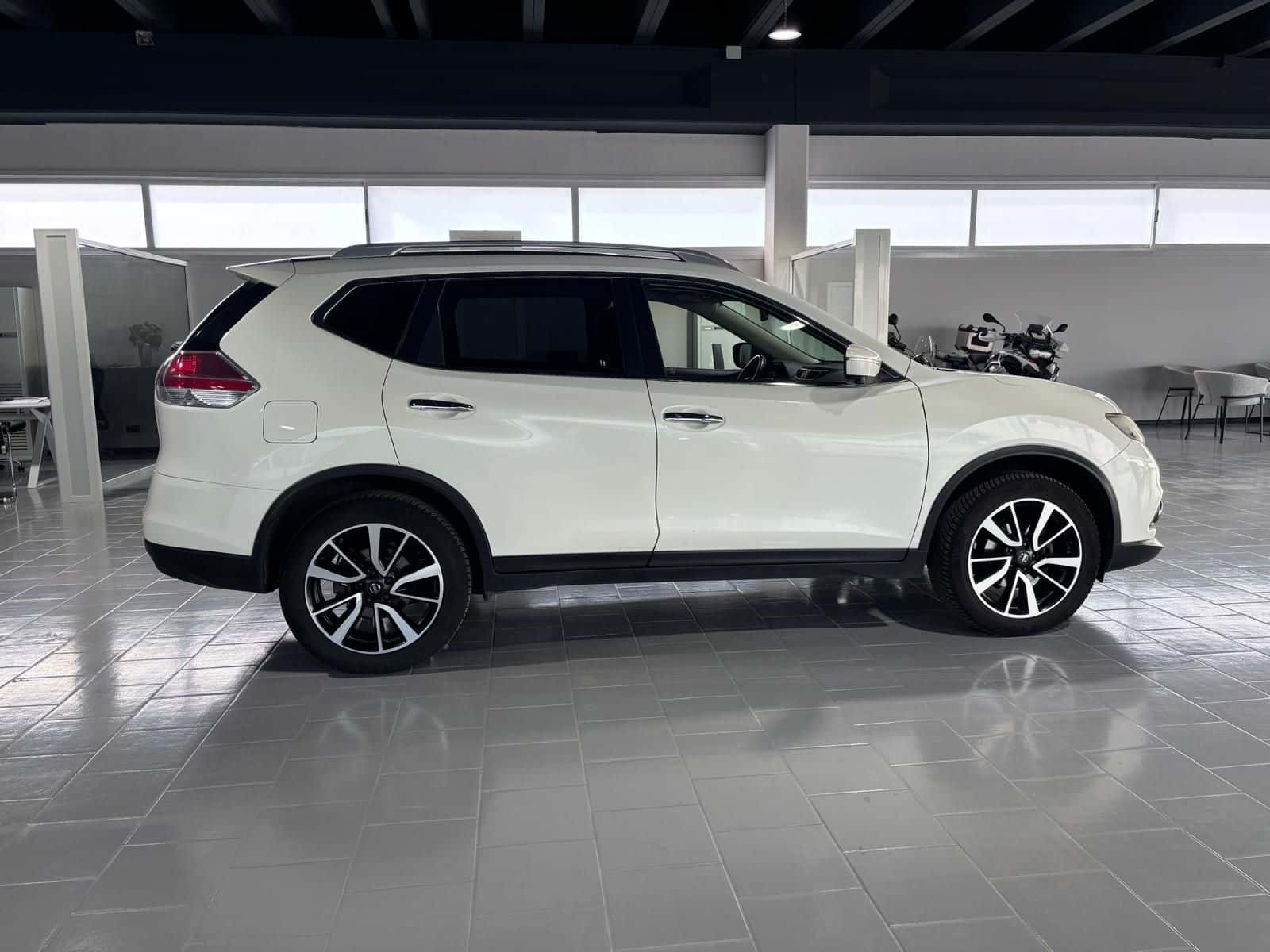 Nissan X-Trail III 2014 1.6 dci N-Vision 2wd - Immagine 6