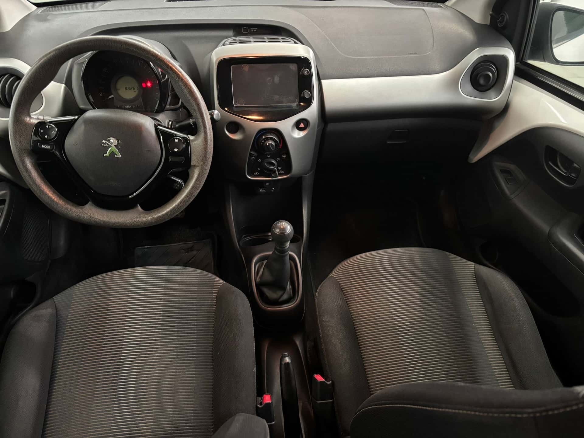 Peugeot 108  5p 1.2 vti 12v Allure - Immagine 13